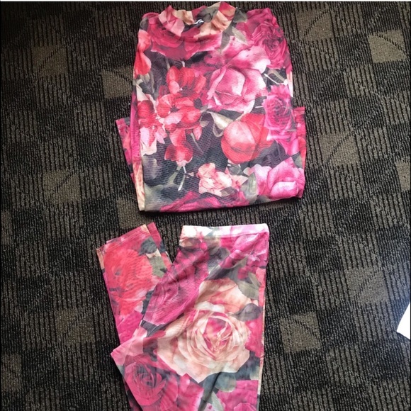 Fashion Nova Sheer Floral Set - Picture 2 of 3